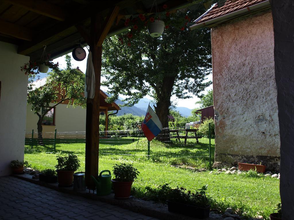 Vidiecky Apartman Kubo Pavčina Lehota Extérieur photo
