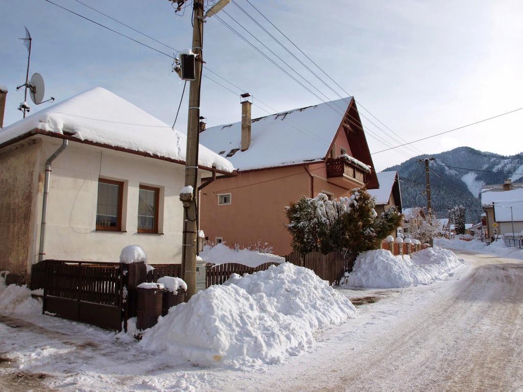Vidiecky Apartman Kubo Pavčina Lehota Extérieur photo