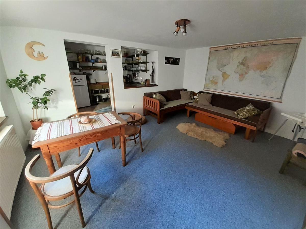 Vidiecky Apartman Kubo Pavčina Lehota Extérieur photo